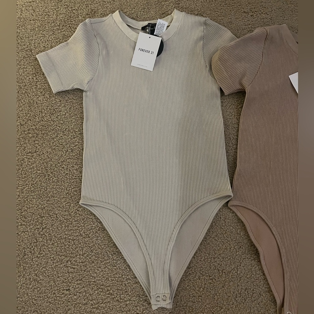 Forever 21 Womens Ribbed Short Sleeve Bodysuits in Cream, Brown, Pink - Set of 3 - Picture 2 of 7